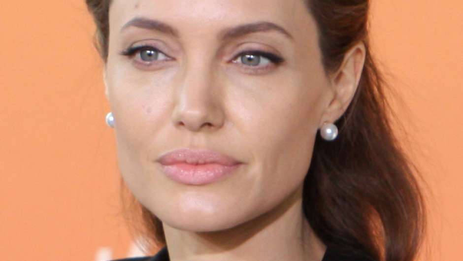 Angelina Jolie - Portrait