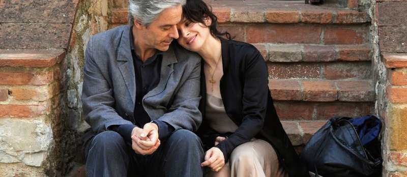 Filmstill zu Die Liebesfälscher (2010) von Abbas Kiarostami