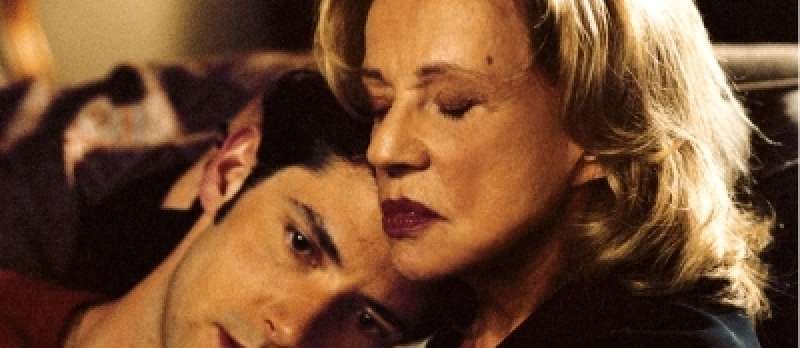 Die Zeit die bleibt / Le Temps qui reste von François Ozon: Romain (Melvil Poupaud) und seine Großmutter (Jeanne Moreau)
