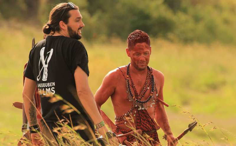 Der Weiße Massai Krieger 2019 Film Trailer Kritik