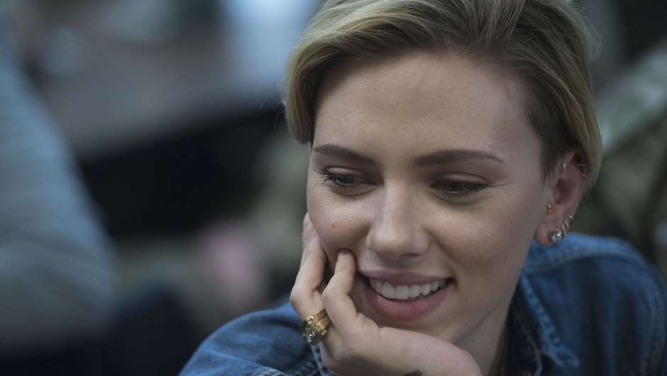Scarlett Johansson auf Truppenbesuch