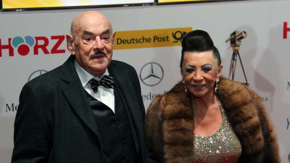 Artur Brauner und seine Frau Maria bei der Verleihung der Goldenen Kamera 2012