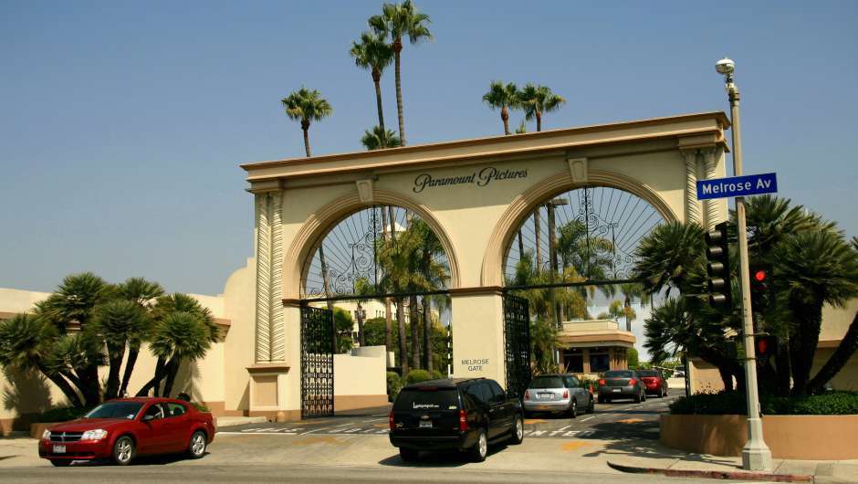 Das Eingangstor der Paramount Pictures an der Melrose Avenue (2008)