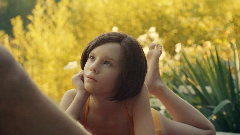 Filmstill zu The Trouble with Being Born (2020) von Sandra Wollner