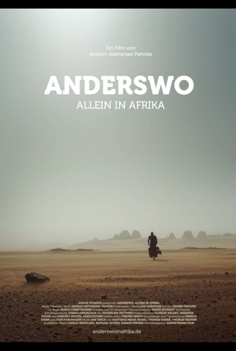 Filmplakat zu Anderswo. Allein in Afrika (2018)