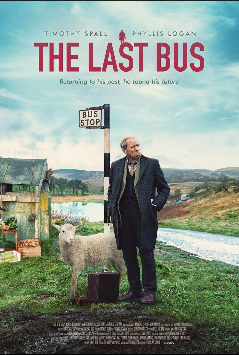 Filmstill zu The Last Bus (2021) von Gillies MacKinnon