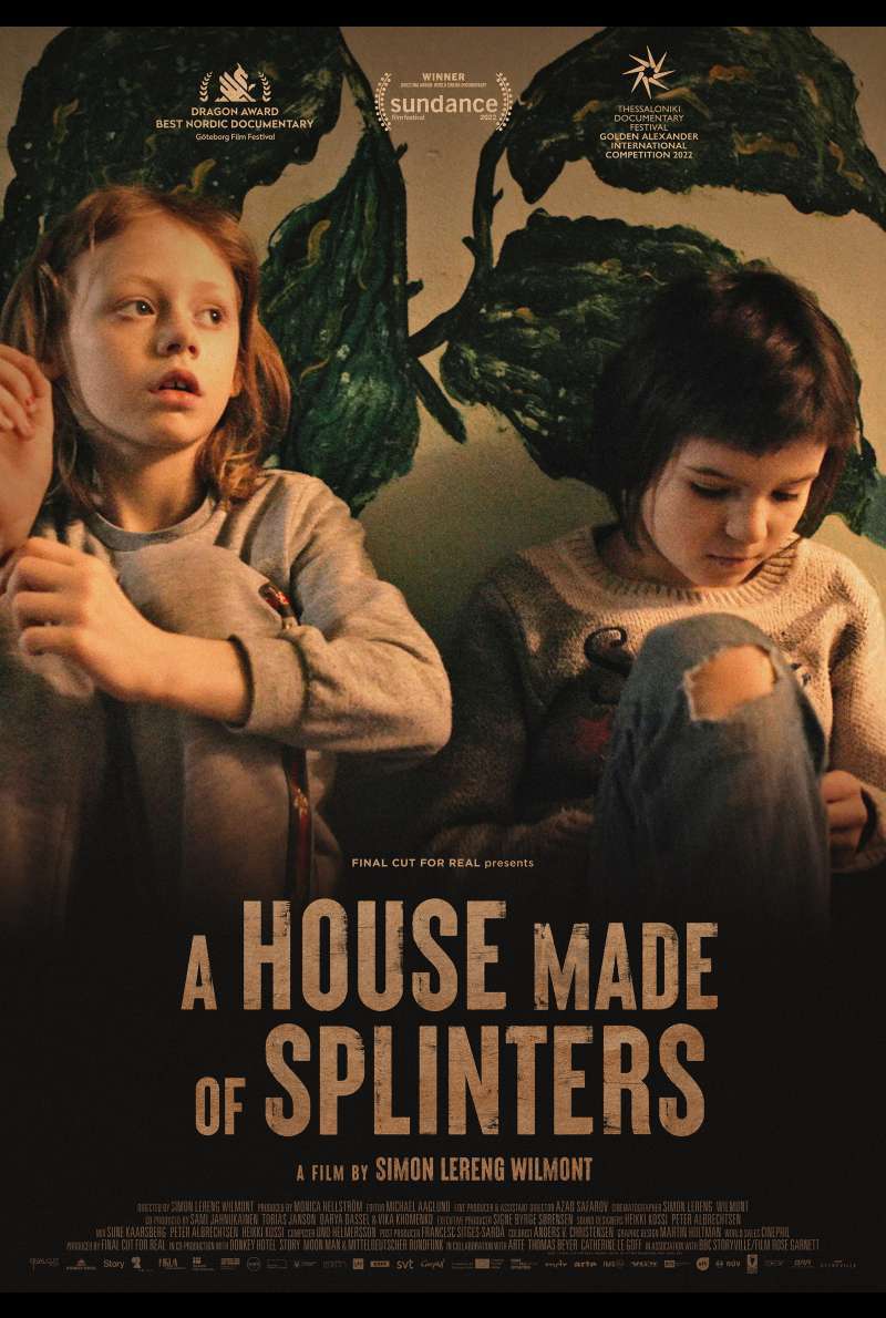 Filmstill zu A House Made of Splinters (2022) von Simon Lereng Wilmont