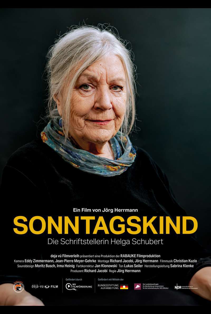 Filmstill zu Sonntagskind - Die Schriftstellerin Helga Schubert (2023) von Jörg Herrmann