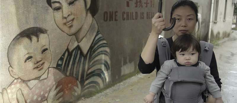 Bild zu One Child Nation von Nanfu Wang, Jialing Zhang