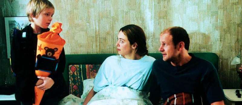 Filmstill zu Lieb Mich! (2000) von Maris Pfeiffer