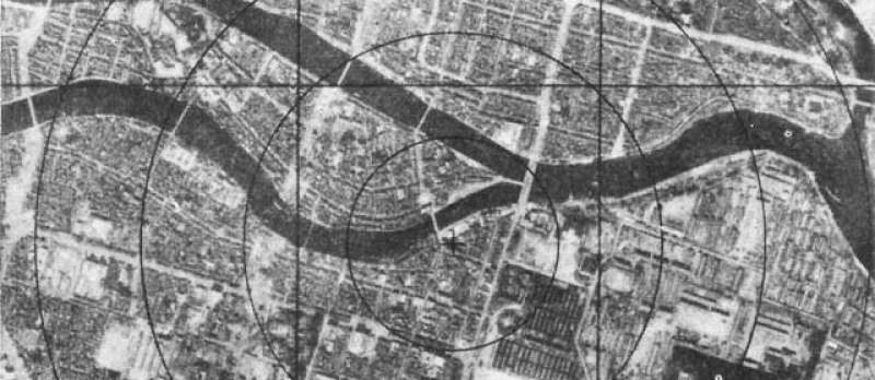 Luftansicht vom Ground Zero in Hiroshima vor dem Abwurf der Atombombe